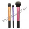 wm_realtechniques_travelessentials02.jpg